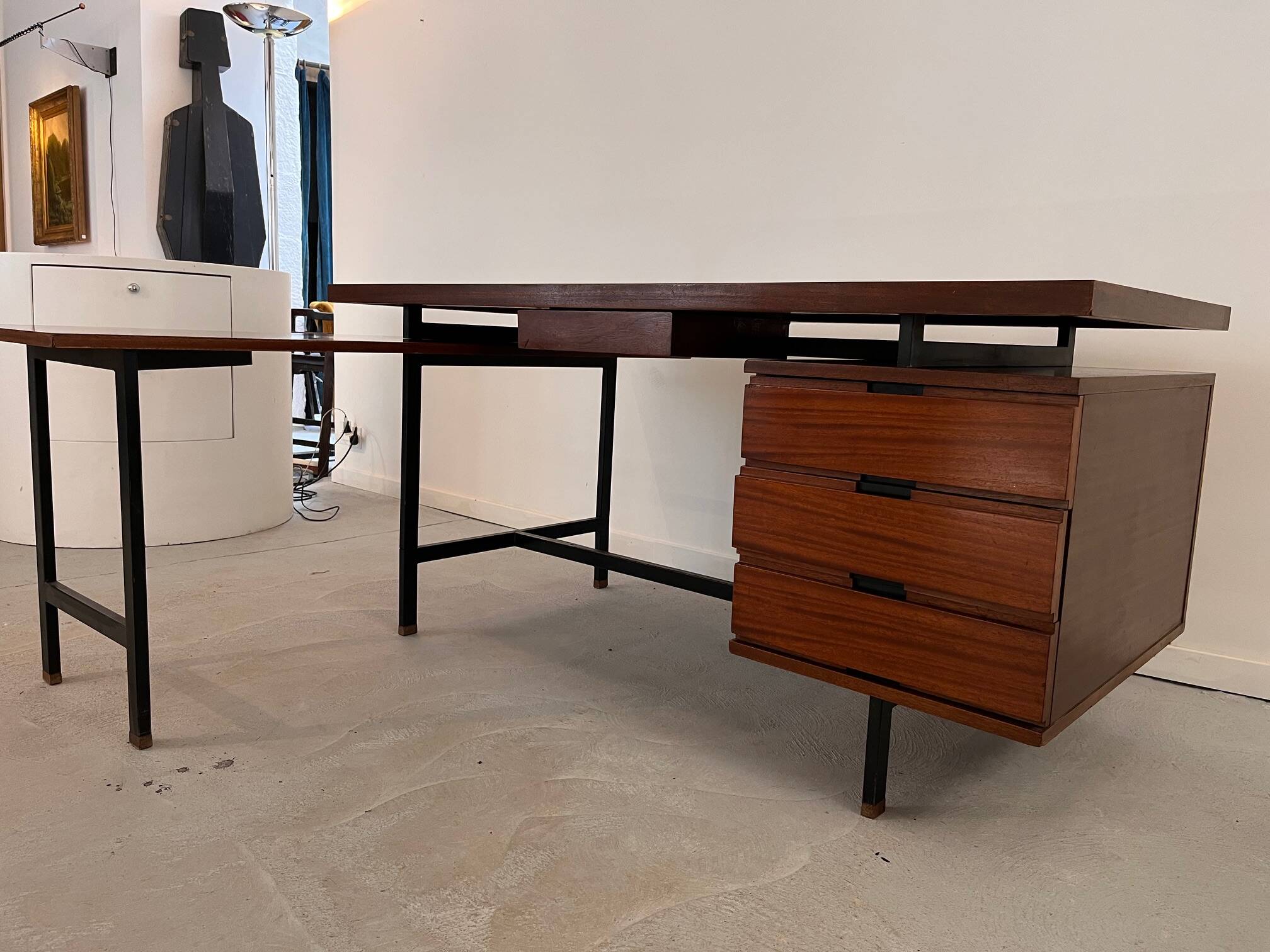 Desk Pierre Guariche