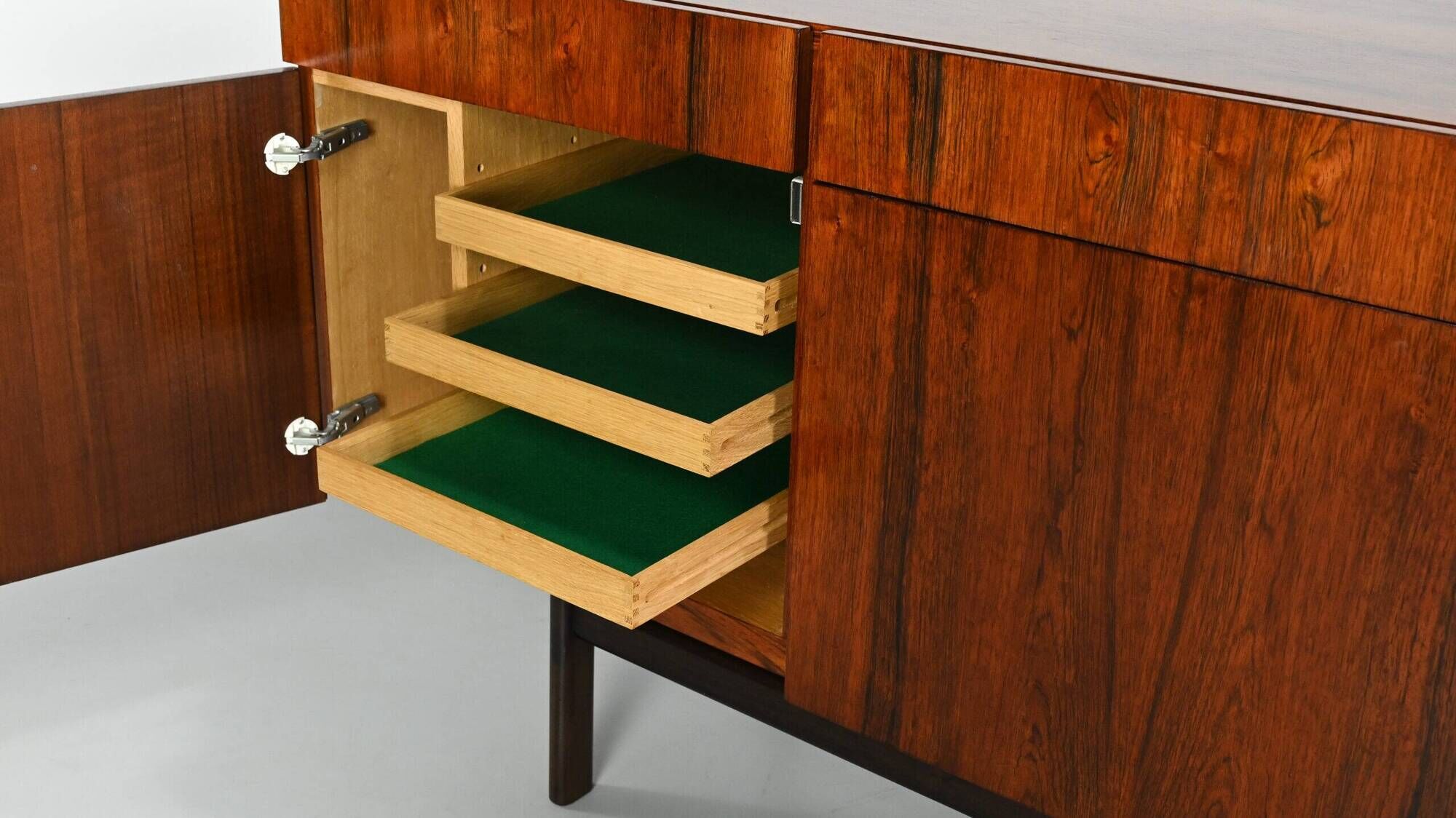 Enfilade en palissandre Ib Kofod-Larsen, Danemark, c.1960