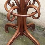Thonet parrot coat rack, 8 branches, beech, early 20th century