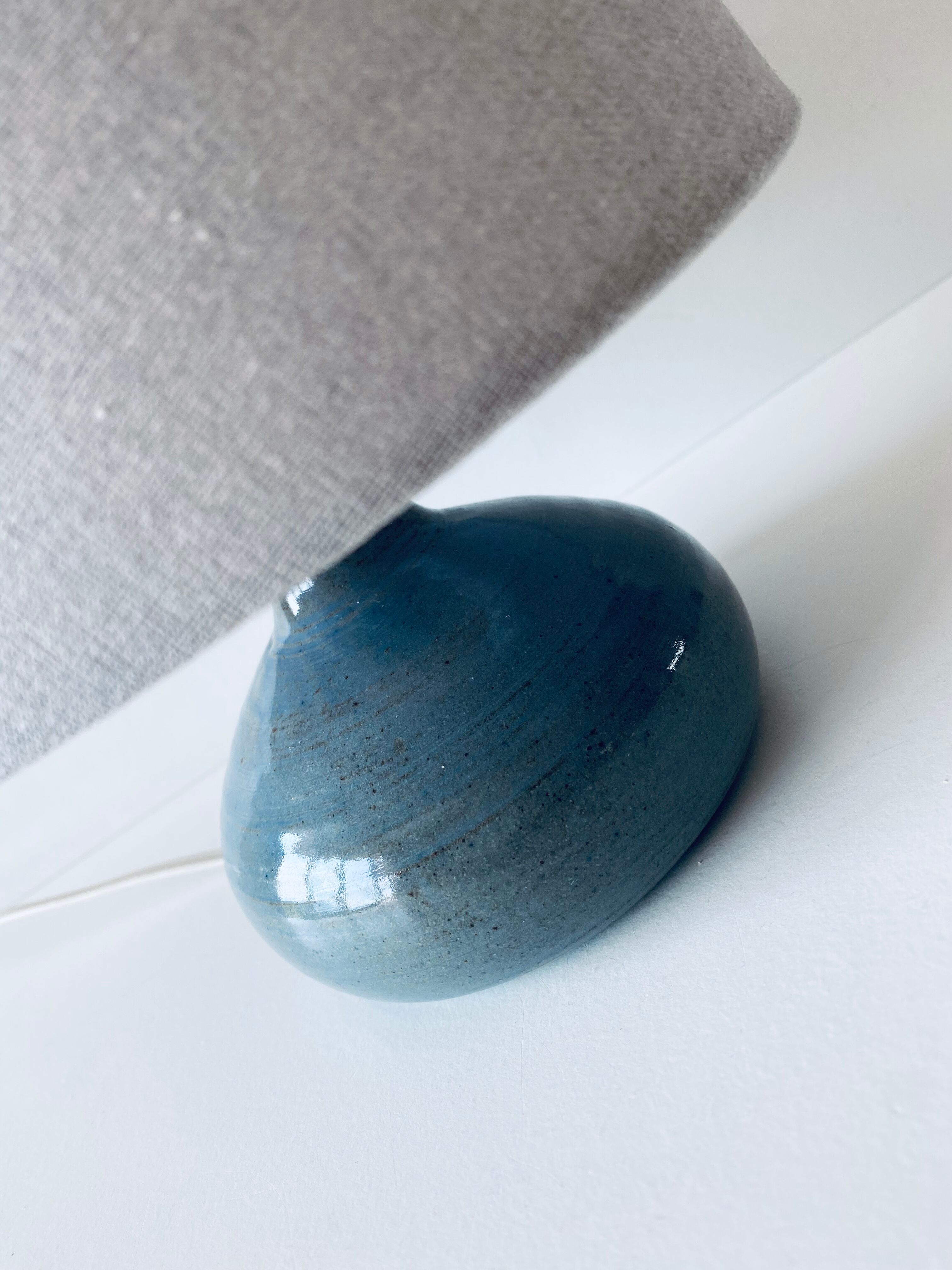 Lamp in enamelled sandstone