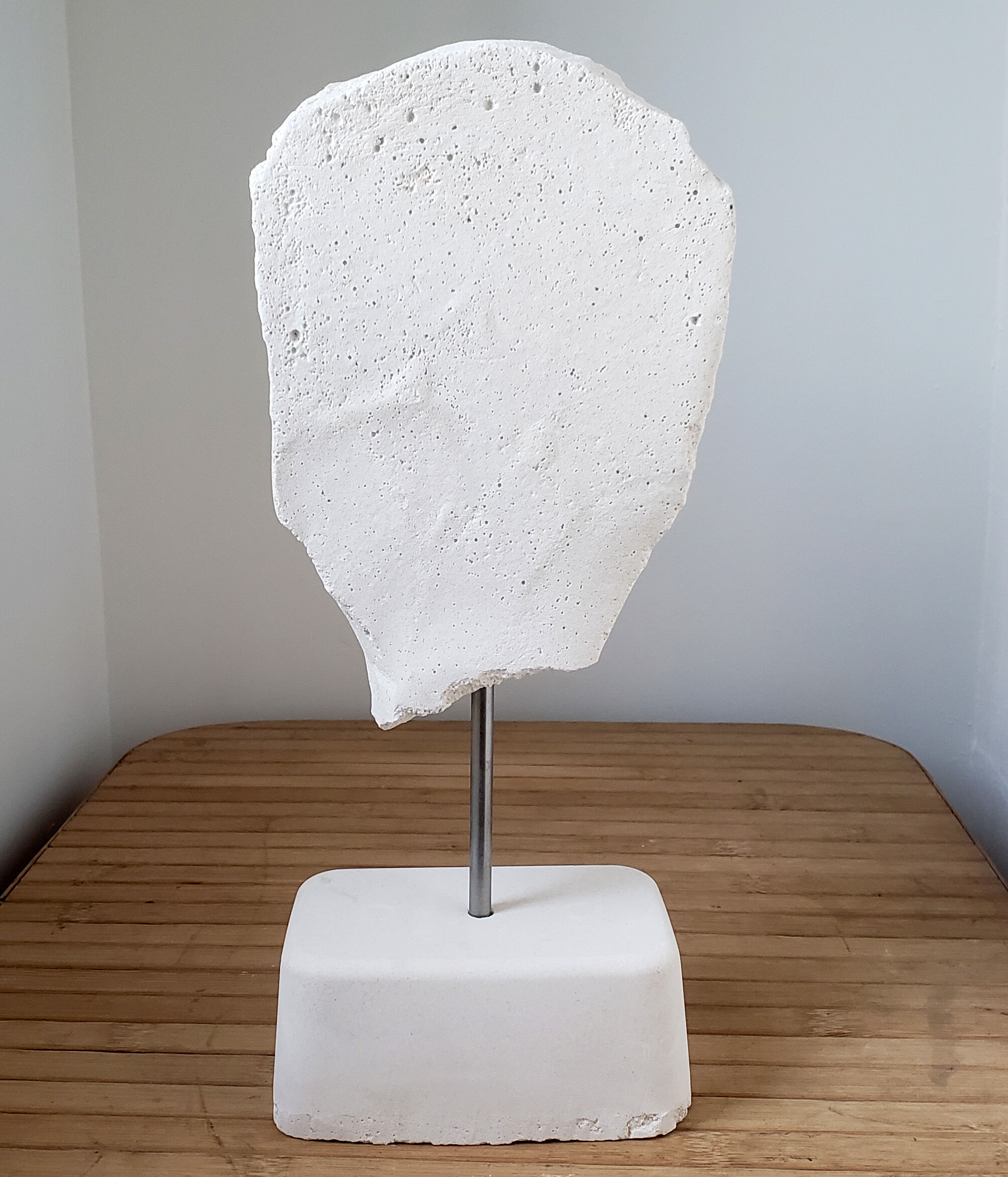 Androgynous head in plaster