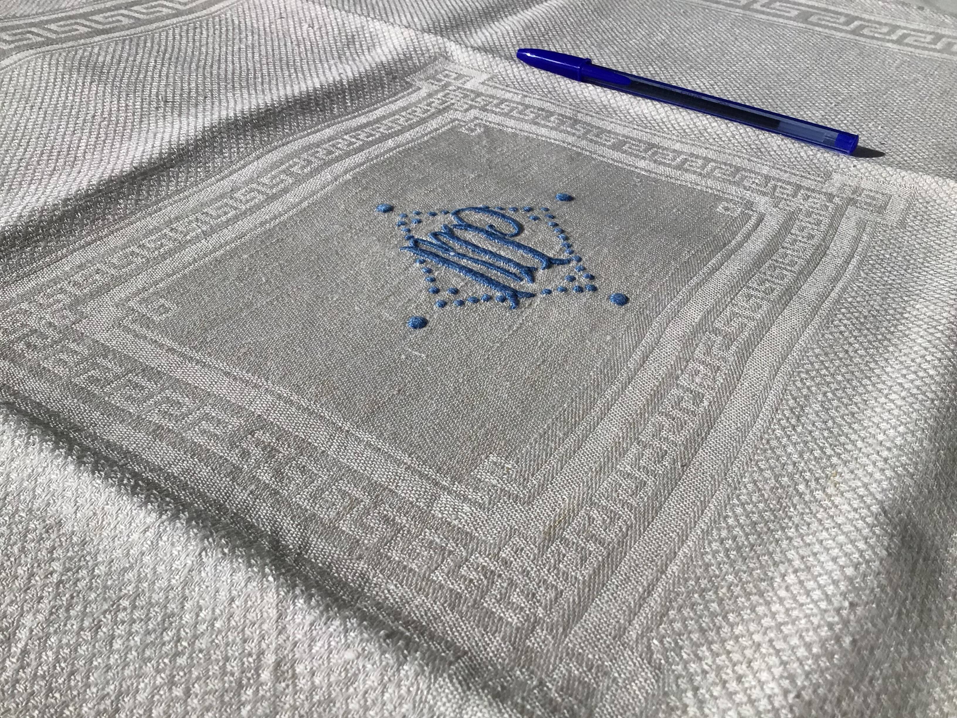 4 new PM damask napkins 78x65cm