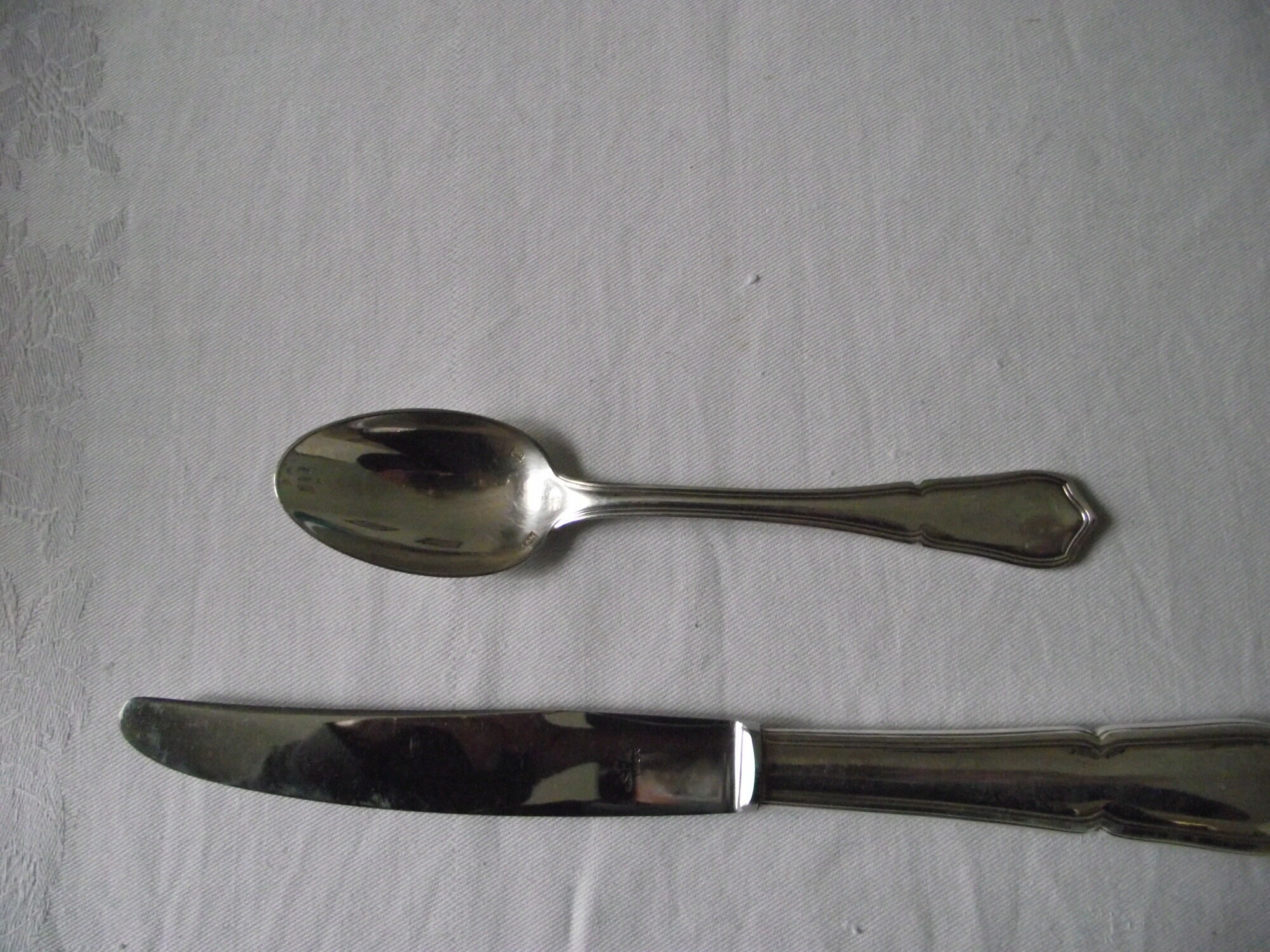 Cutlery set 61 pieces in silver metal from SFAM.