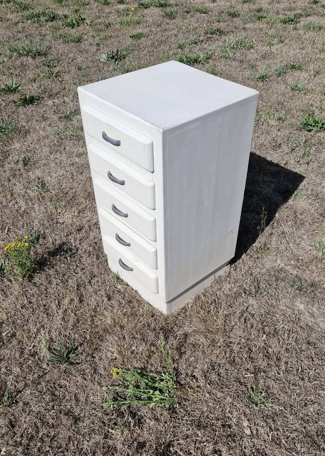 Chiffonnier en bois