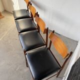 Set of 4 Italian chairs by Gianfranco Frattini.