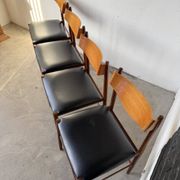 Set of 4 Italian chairs by Gianfranco Frattini.