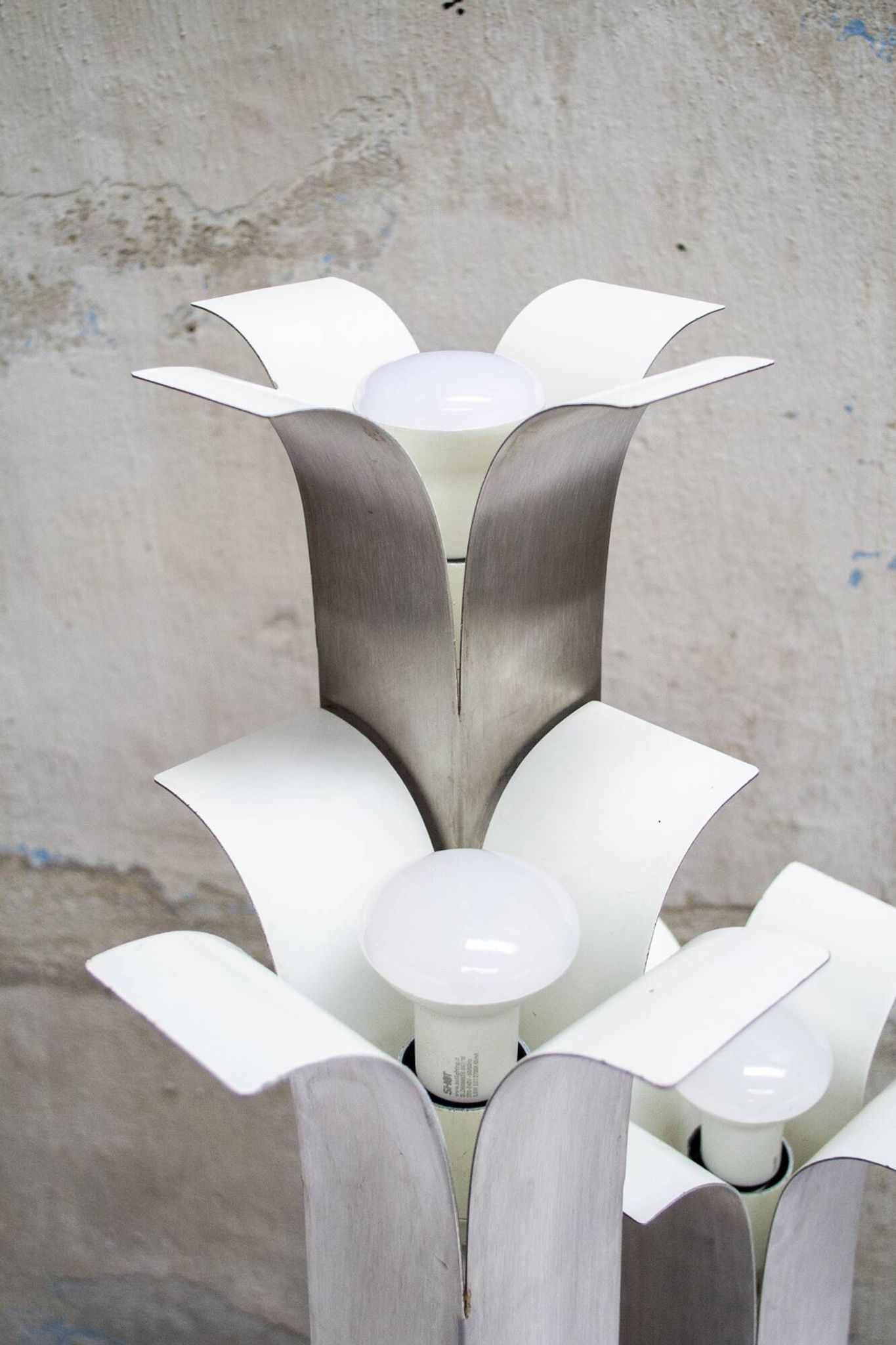 Lampada da tavolo space age Amaryllis di Art Voivoda, Italia Anni '70