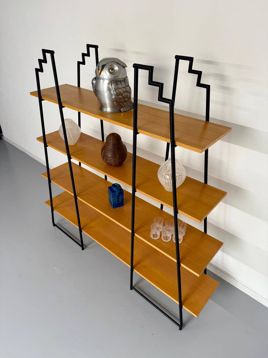 Étagère bibliothèque bois et métal design des années 80