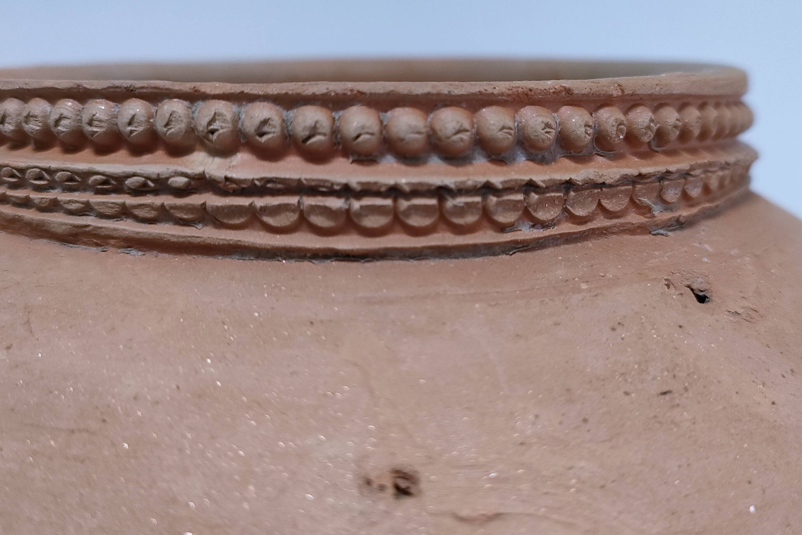 Vintage terracotta bulb pot