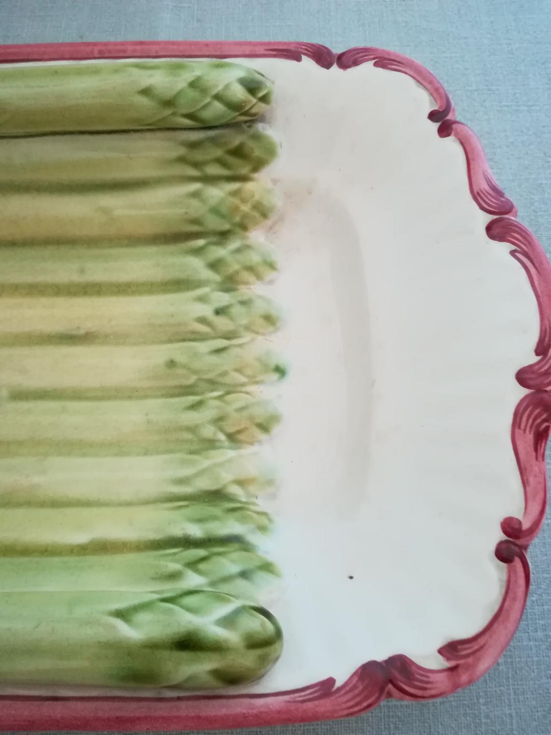 Sarreguemines asparagus dish