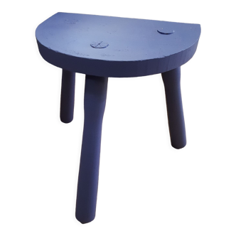 Tabouret bas brutaliste bleu majorelle