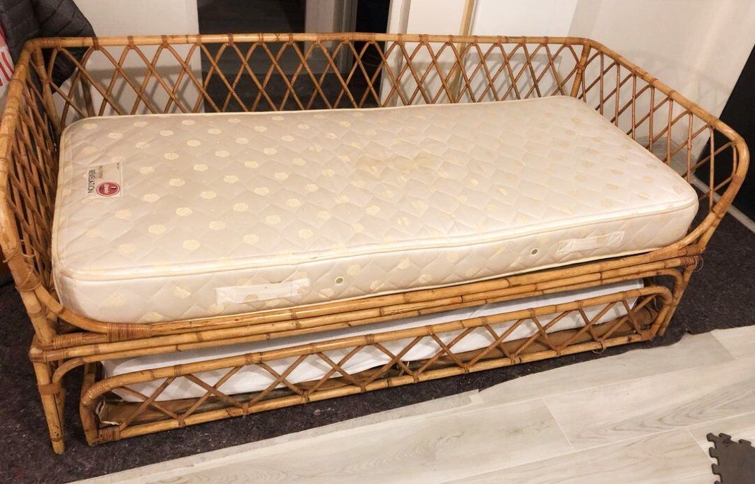 Bed rattan with extra bed