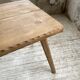 Table brutaliste savoyarde en chêne