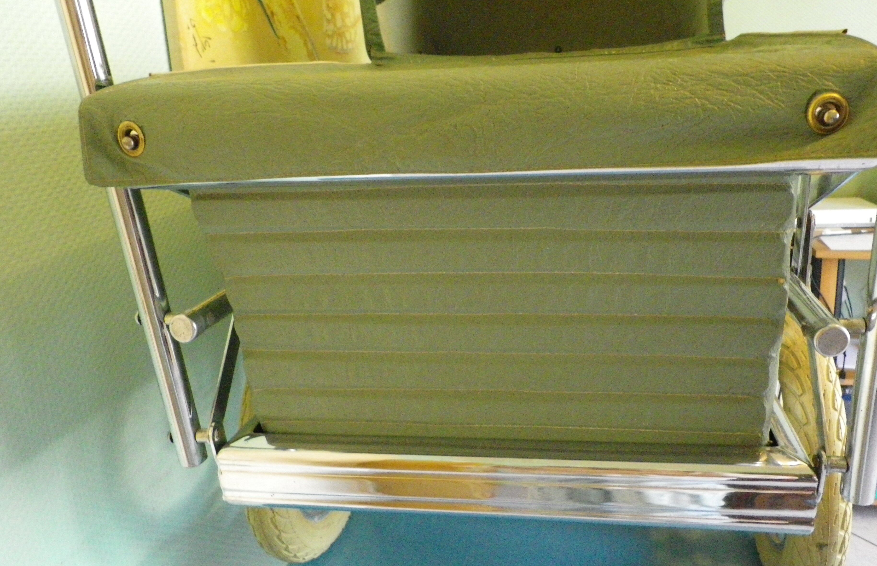 Landeau repliable d'origine de marque Flandria années 50