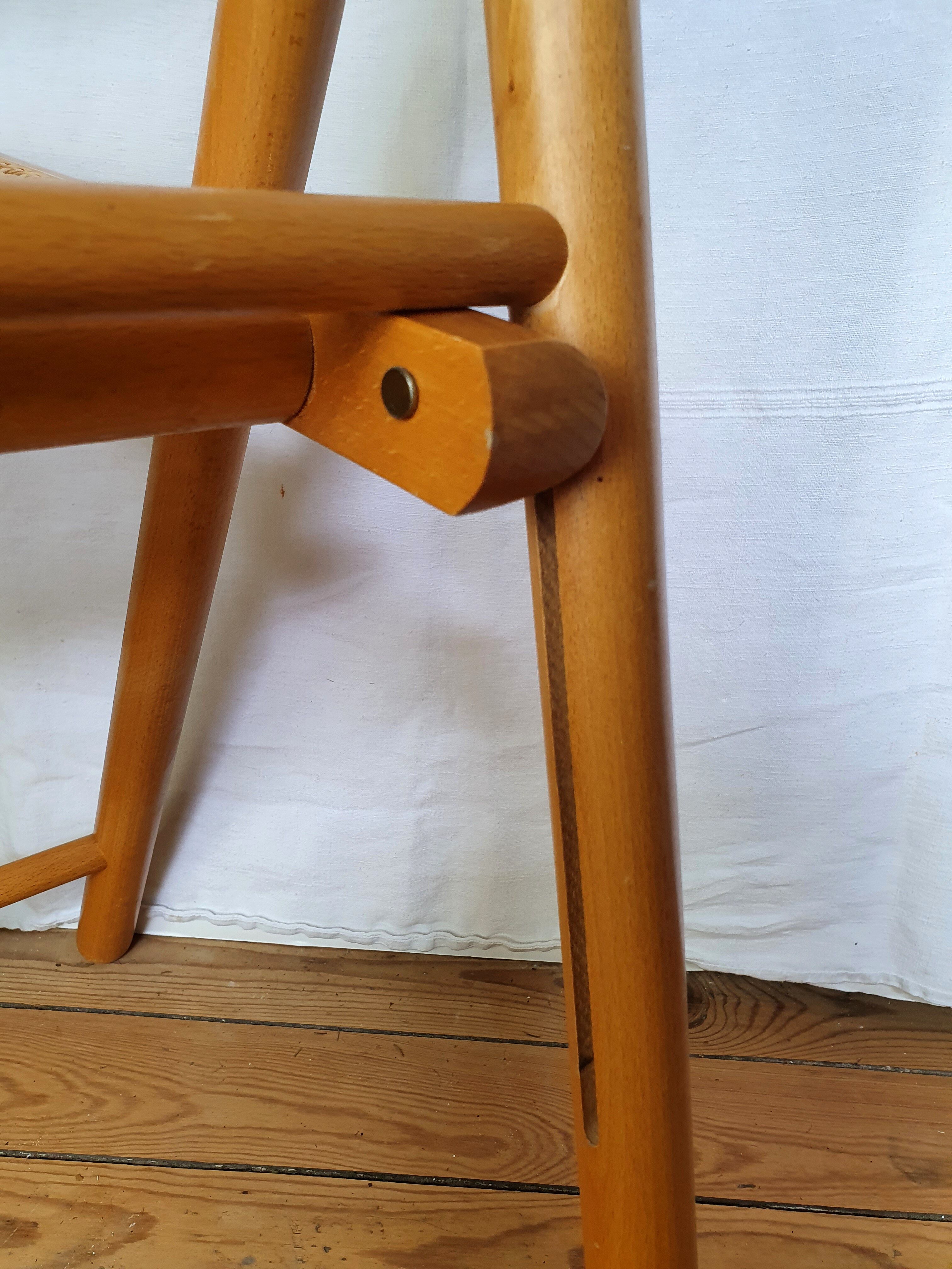Chaise pliante cannée