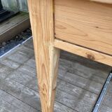 Ancienne table avec  deux grands tiroirs