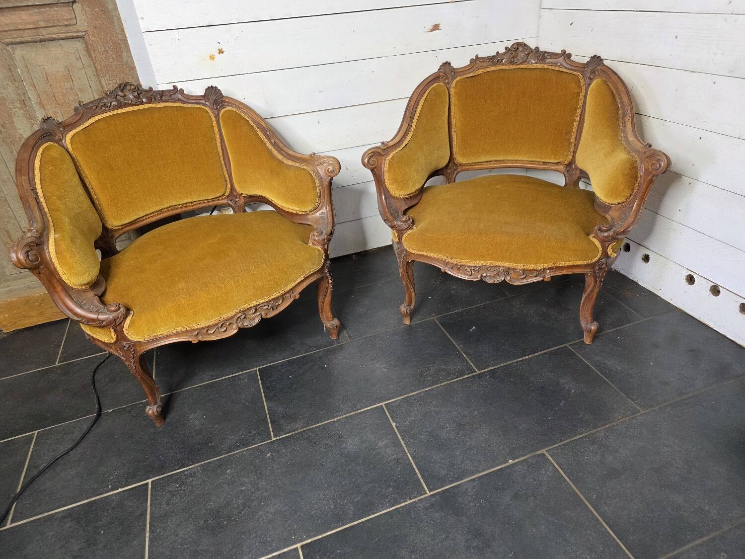 Paire de fauteuils marquise style Louis XV