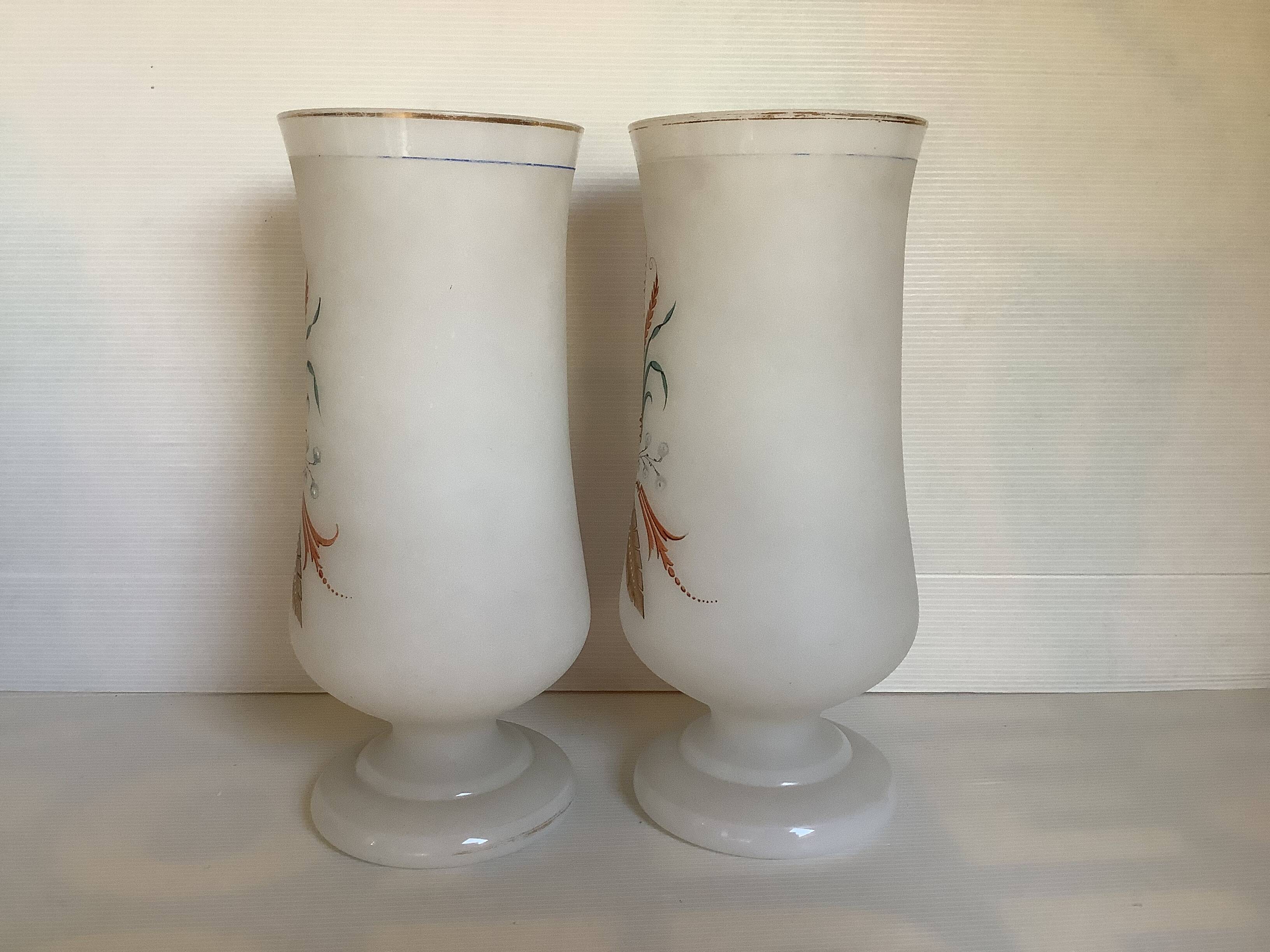 Pair of relief vases from the Napoléon III period