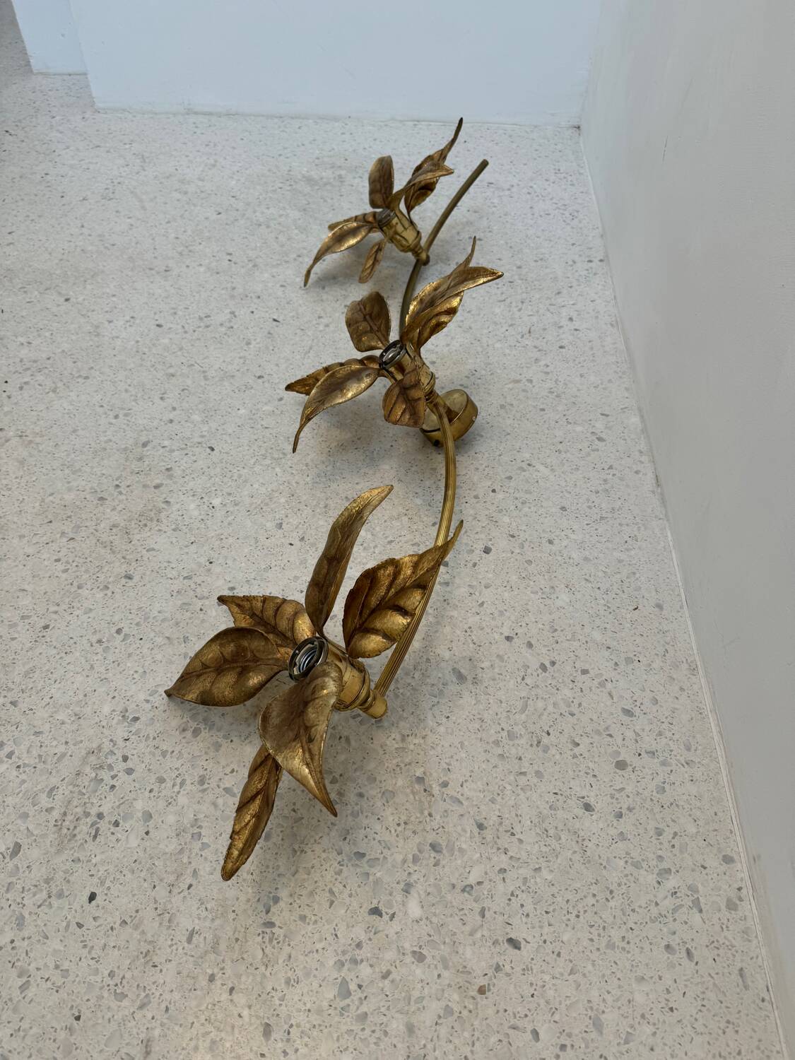 Large brass wall light, Willy Daro