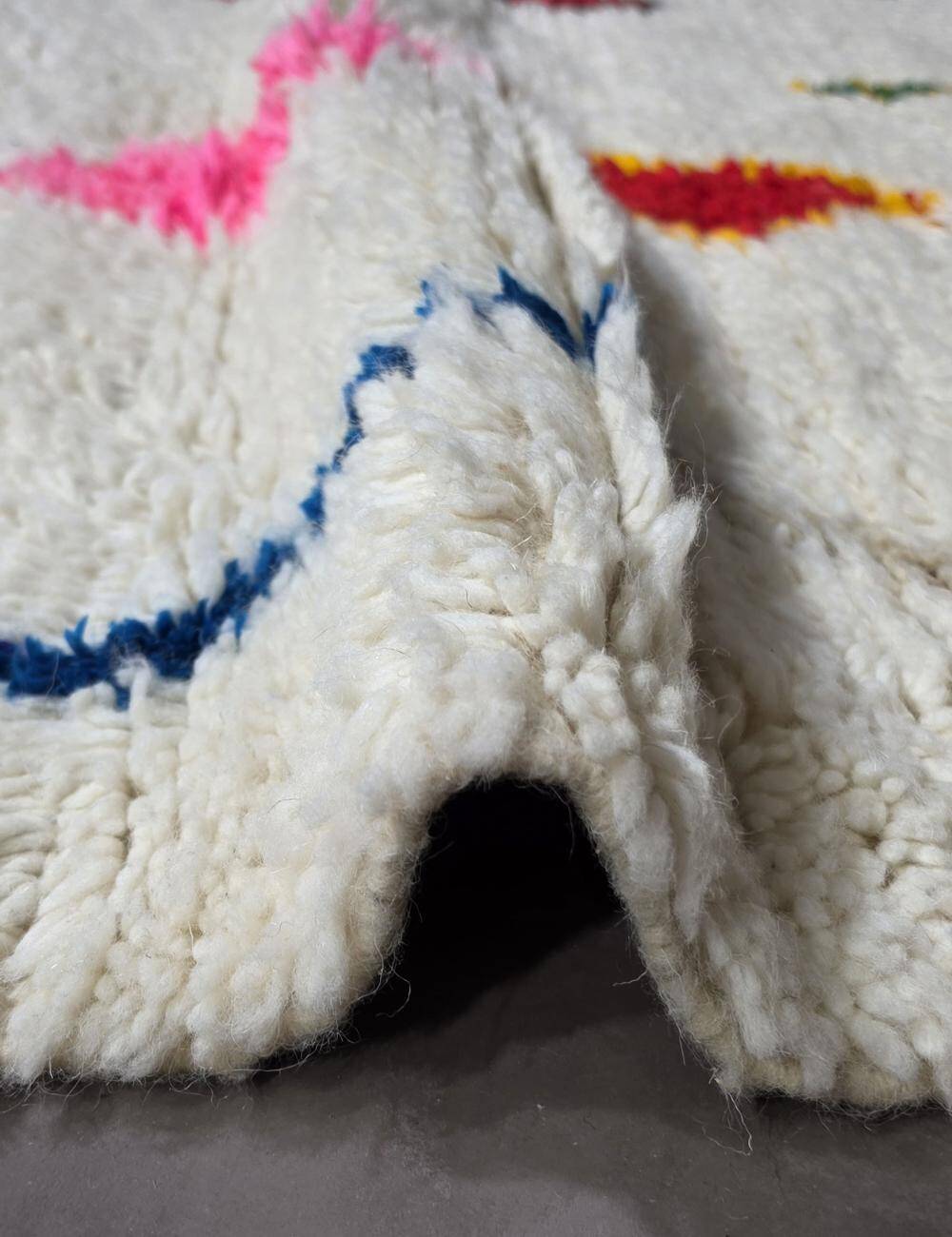 Azilal Berber Rug - 290 x 194 cm