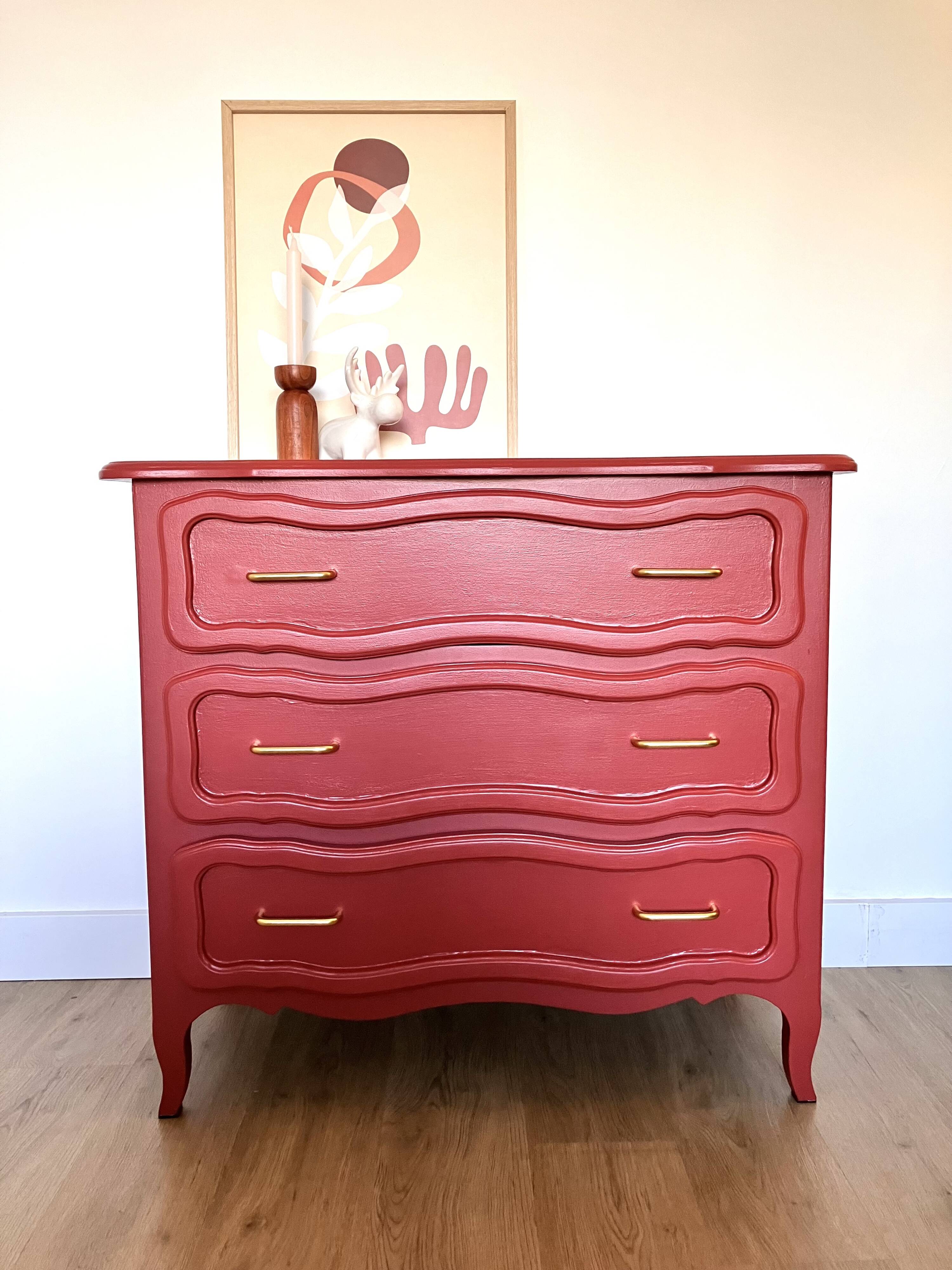 Terracotta wood chest of drawers