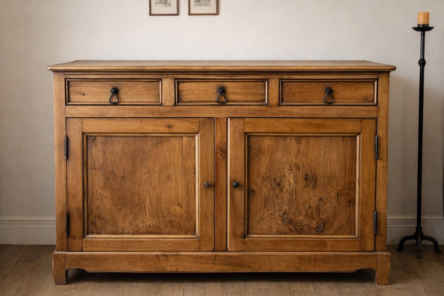 Antique solid wood sideboard – 2 doors, 3 drawers