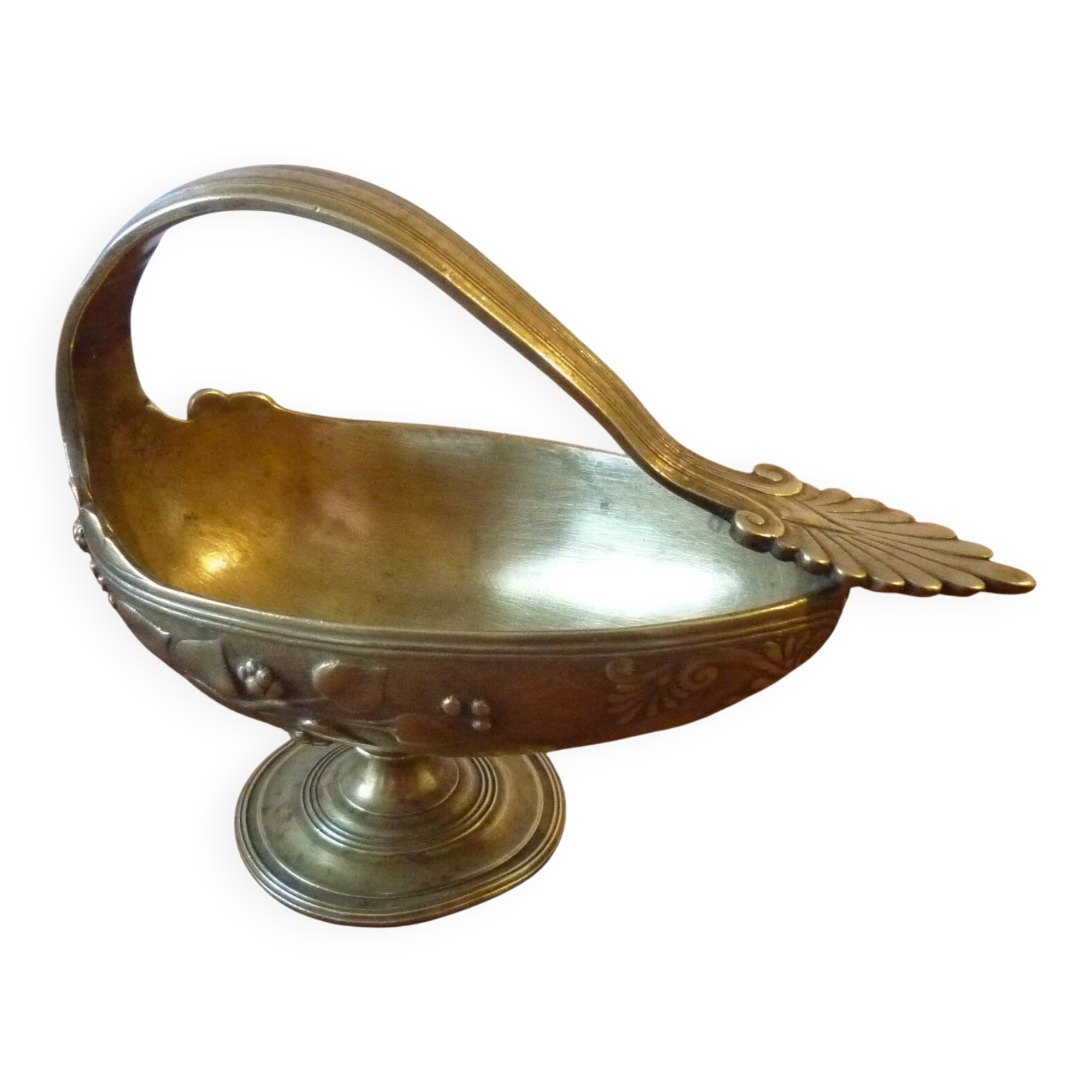 Antique bronze cup