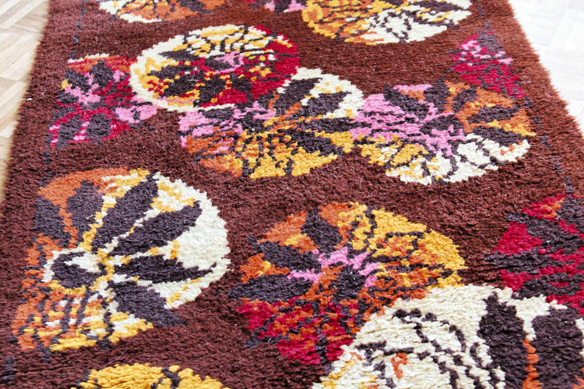 Vintage rugs 70s