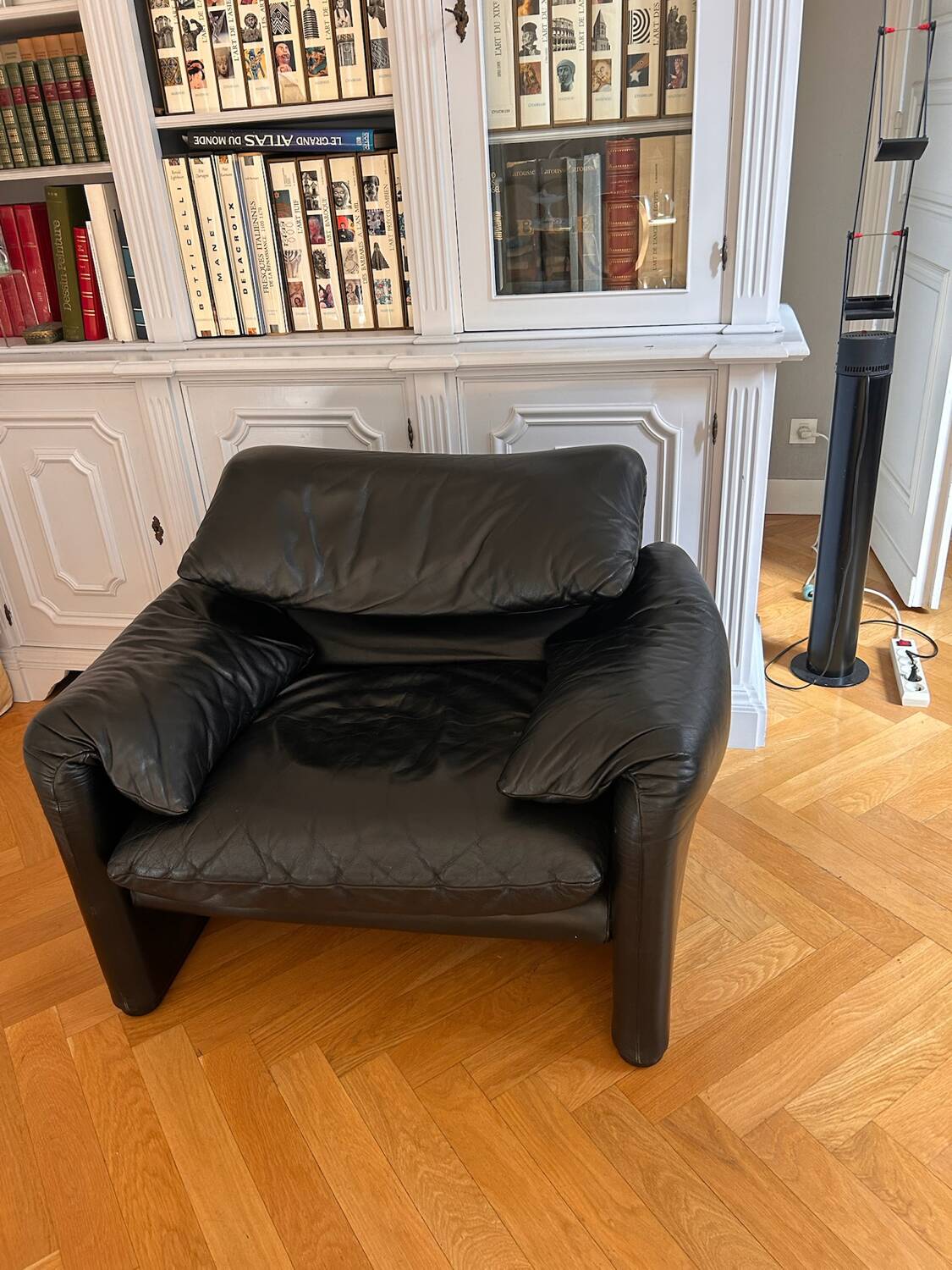 3-seater sofa + Maralunga armchair set by Vico Magistretti