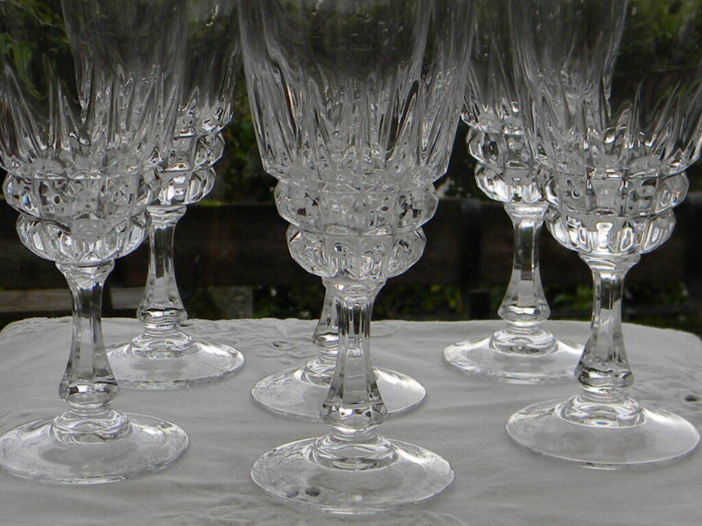 Set of 6 crystal water glasses from arques, pompadour model
