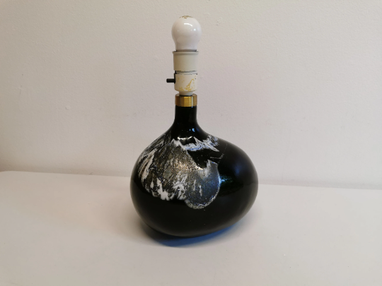 Art glass table lamp designed by Michael Bang, manufactured by Holmegaard in Denmark 1973-1976