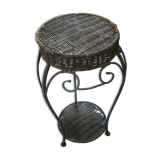 Tripod harness in wrought iron and wicker