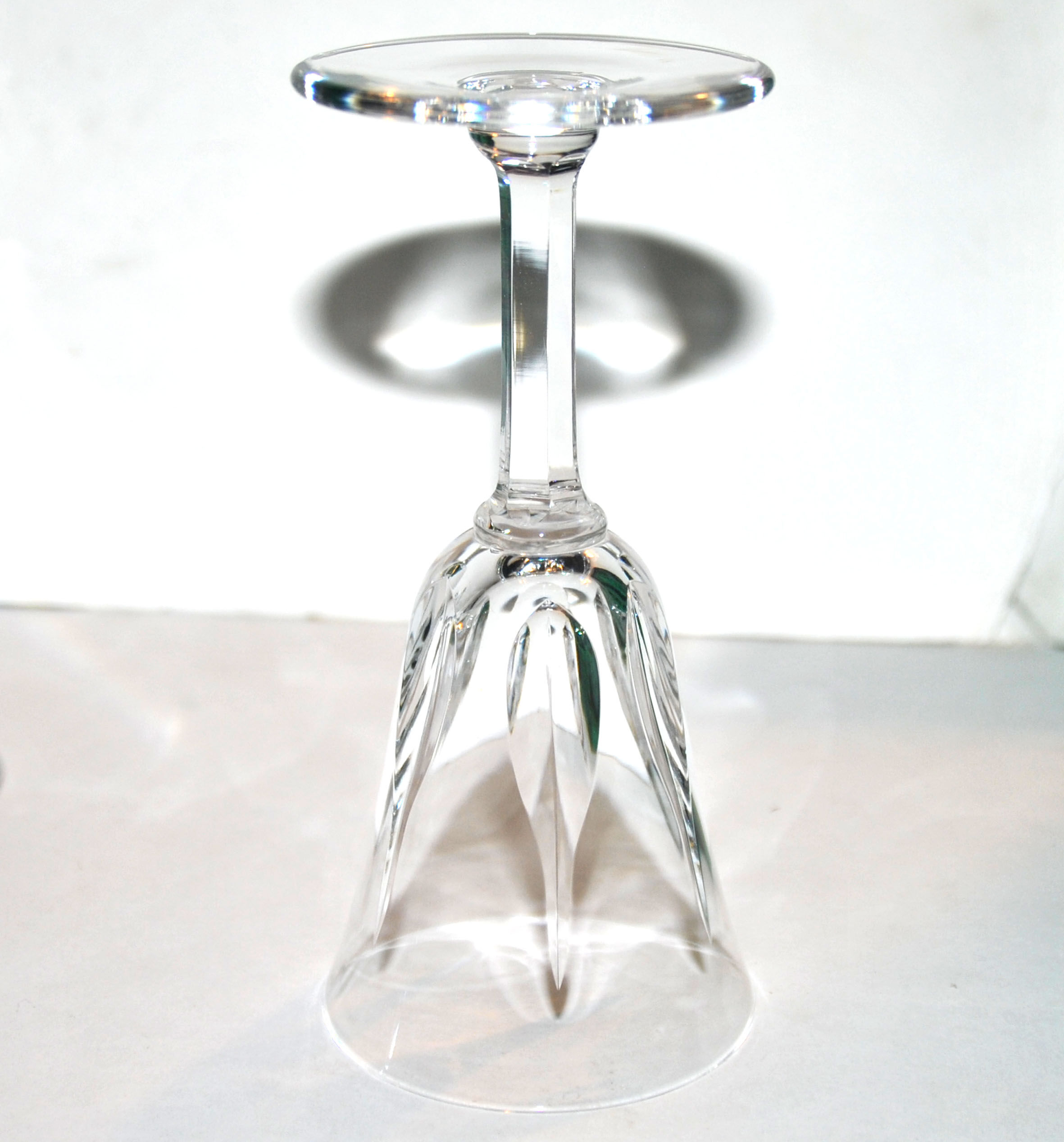 Série de 6 verres à vin en cristal taillé cerdagne signés Saint-Louis
