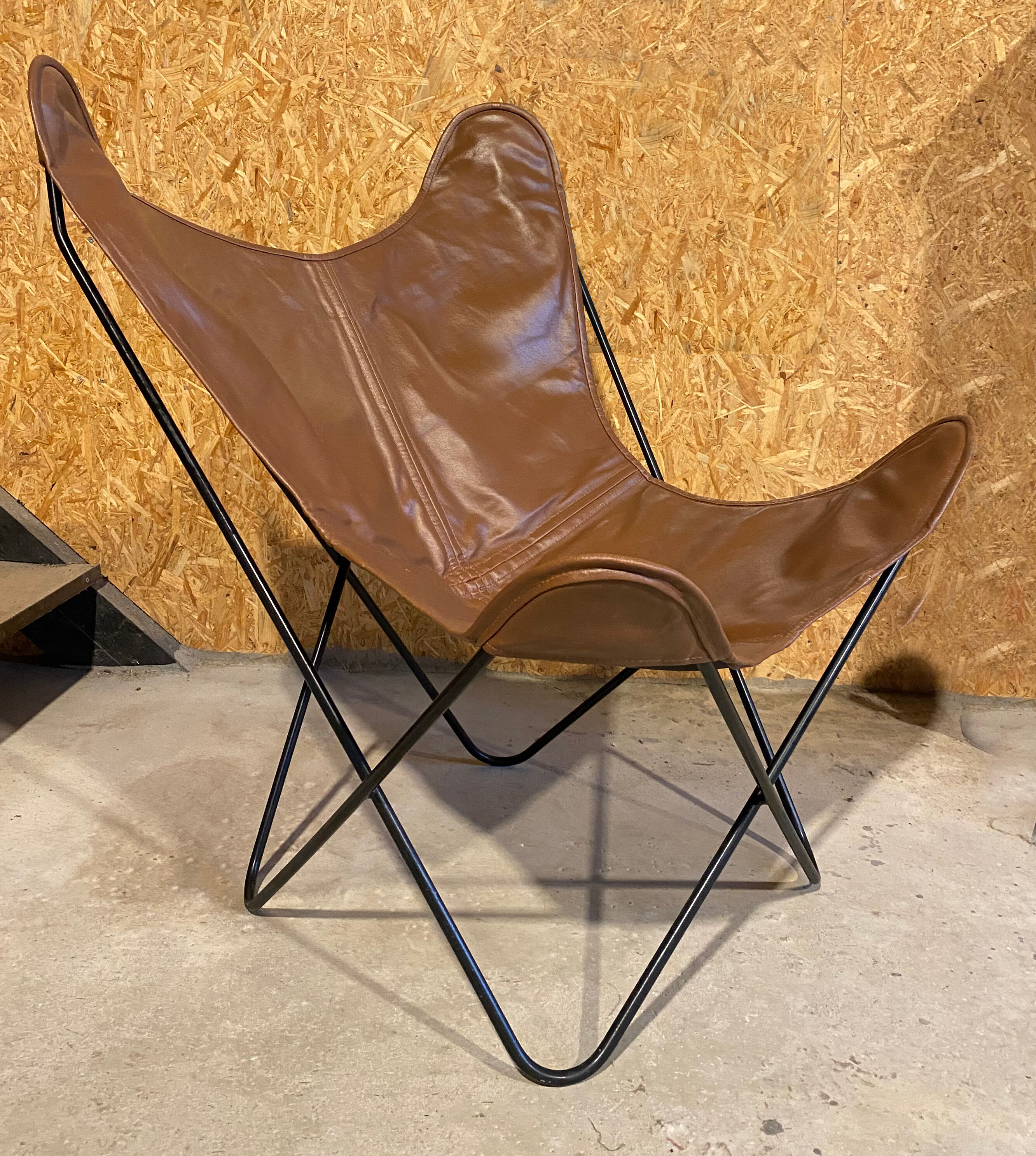 Armchair bkf leather brown
