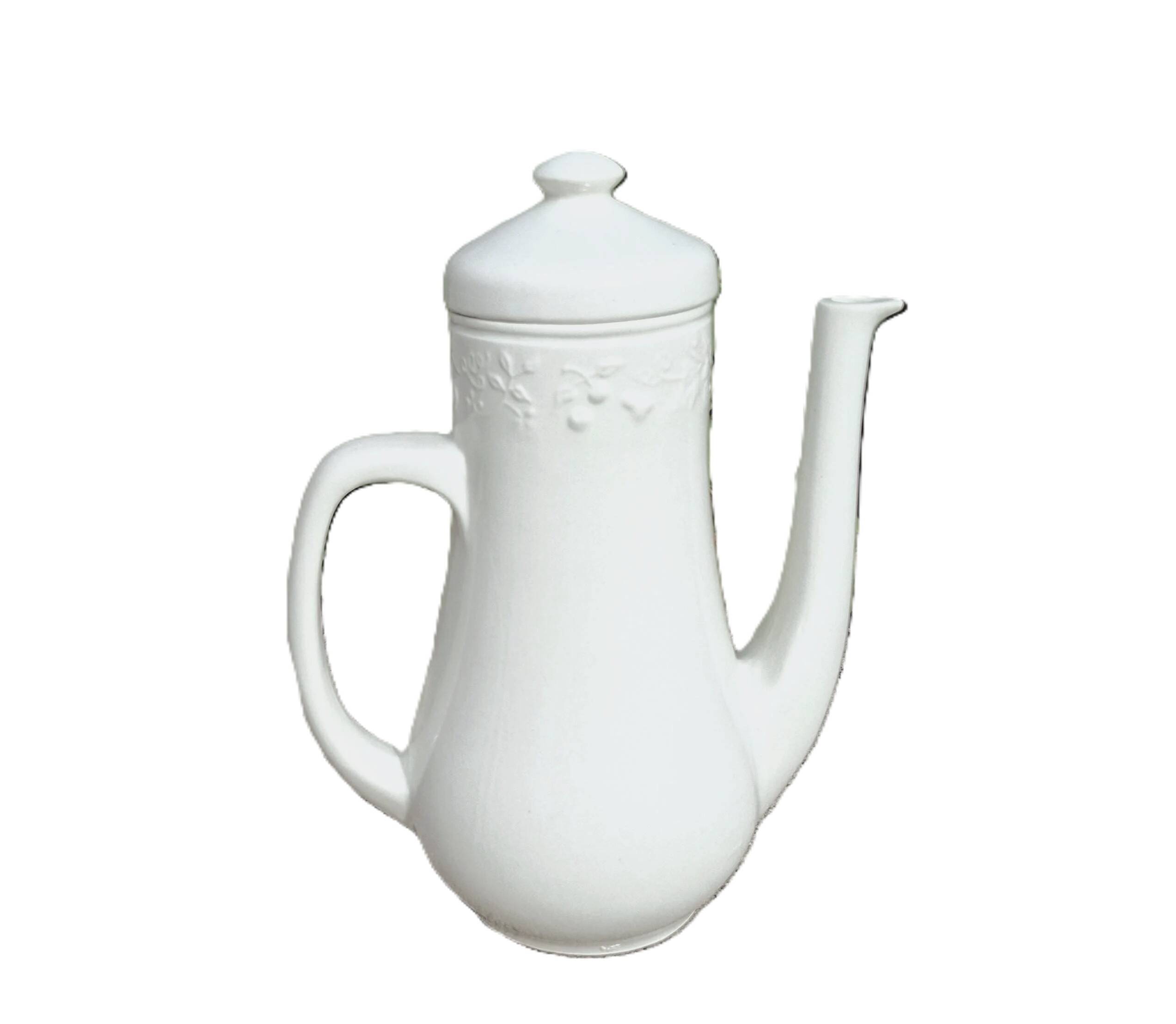 White ceramic coffee pot from Sarreguemines.