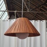 Scandinavian pendant light in rattan and opaline glass