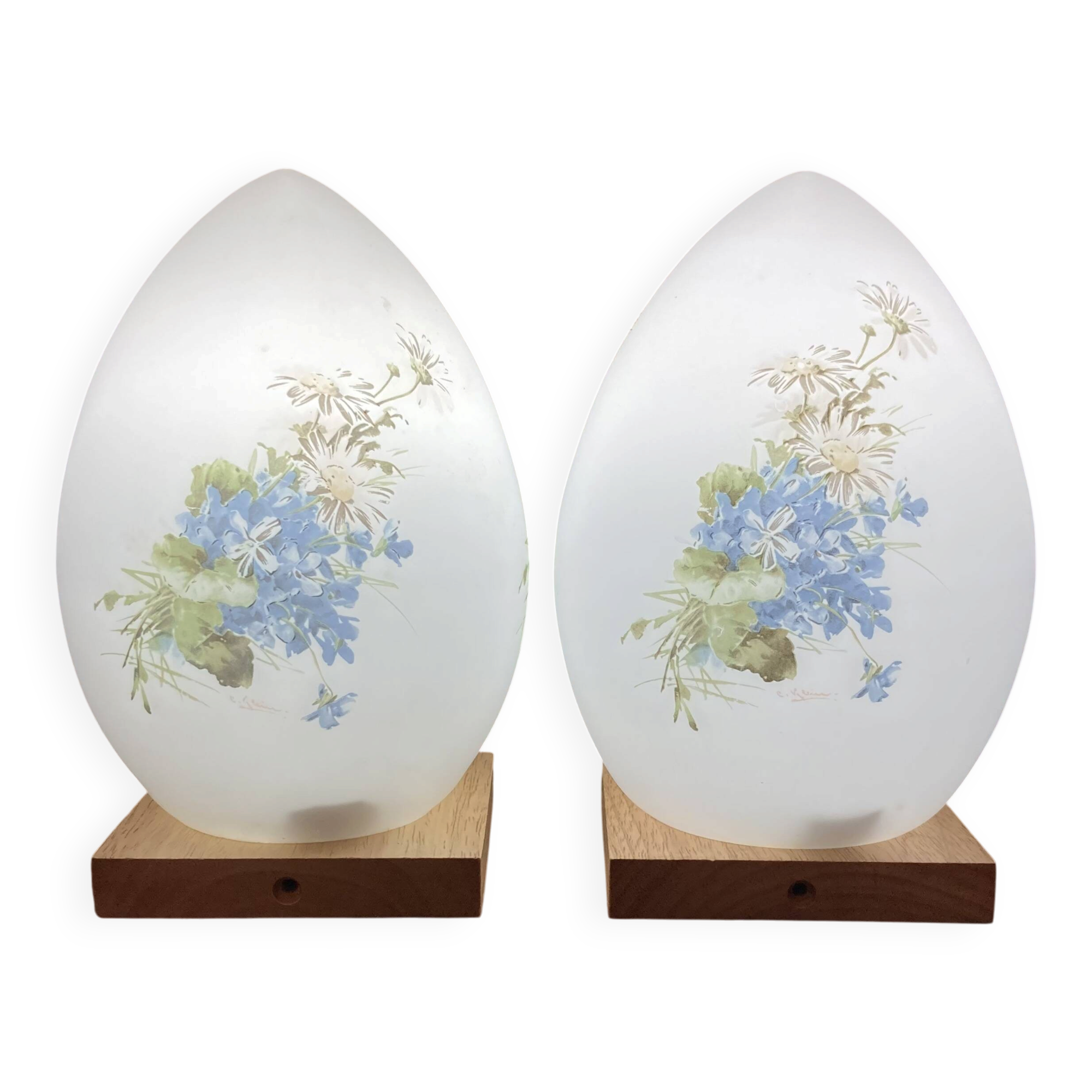 Paire de lampes opaline design 1950.