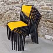 Lot de 8 chaises jaunes mullca 510