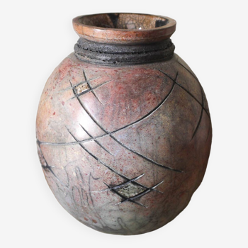 Raku vase with incised decoration