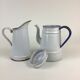Coffee maker and enamelled sheet metal broc