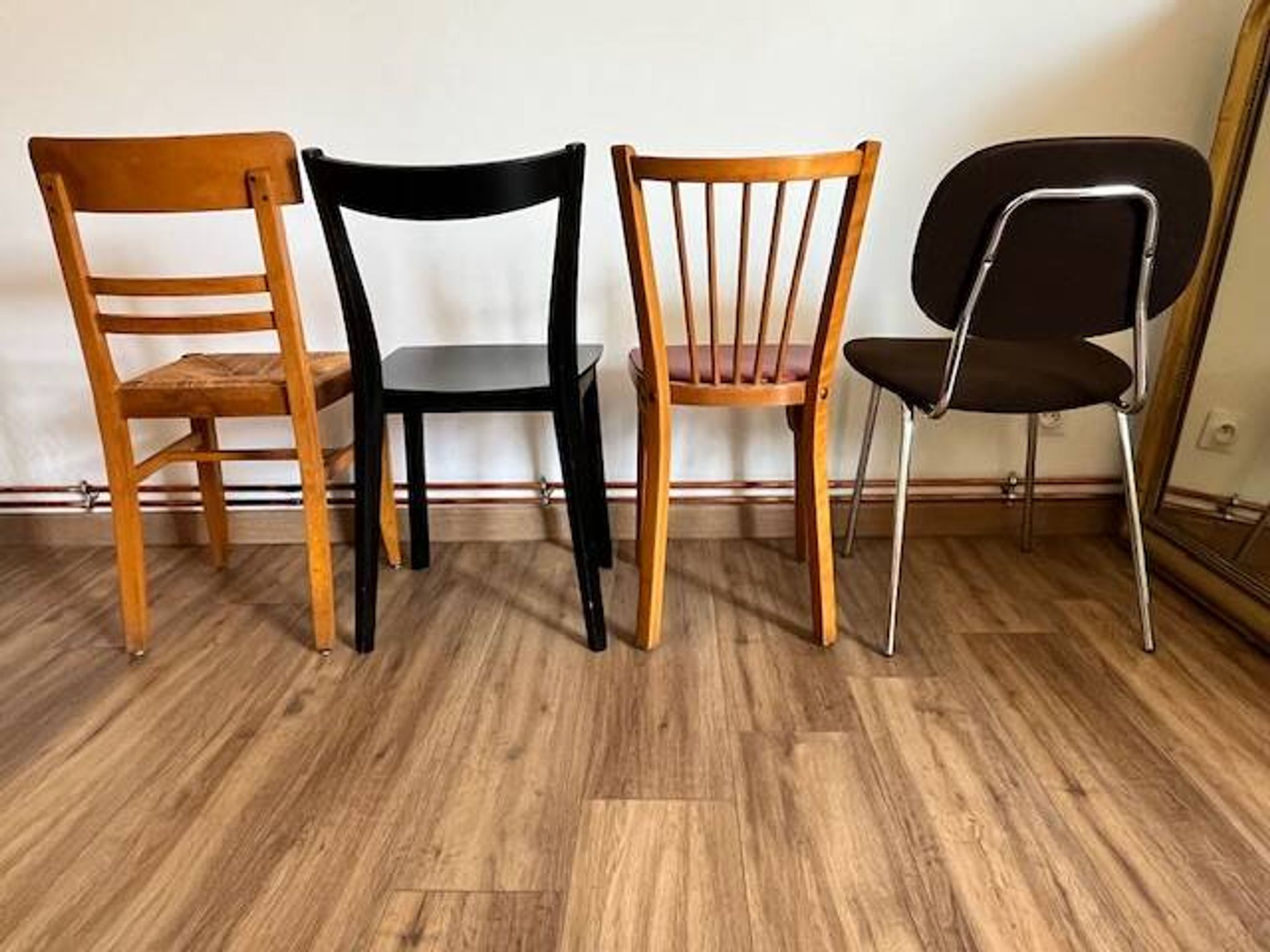Set of 4 mismatched chairs