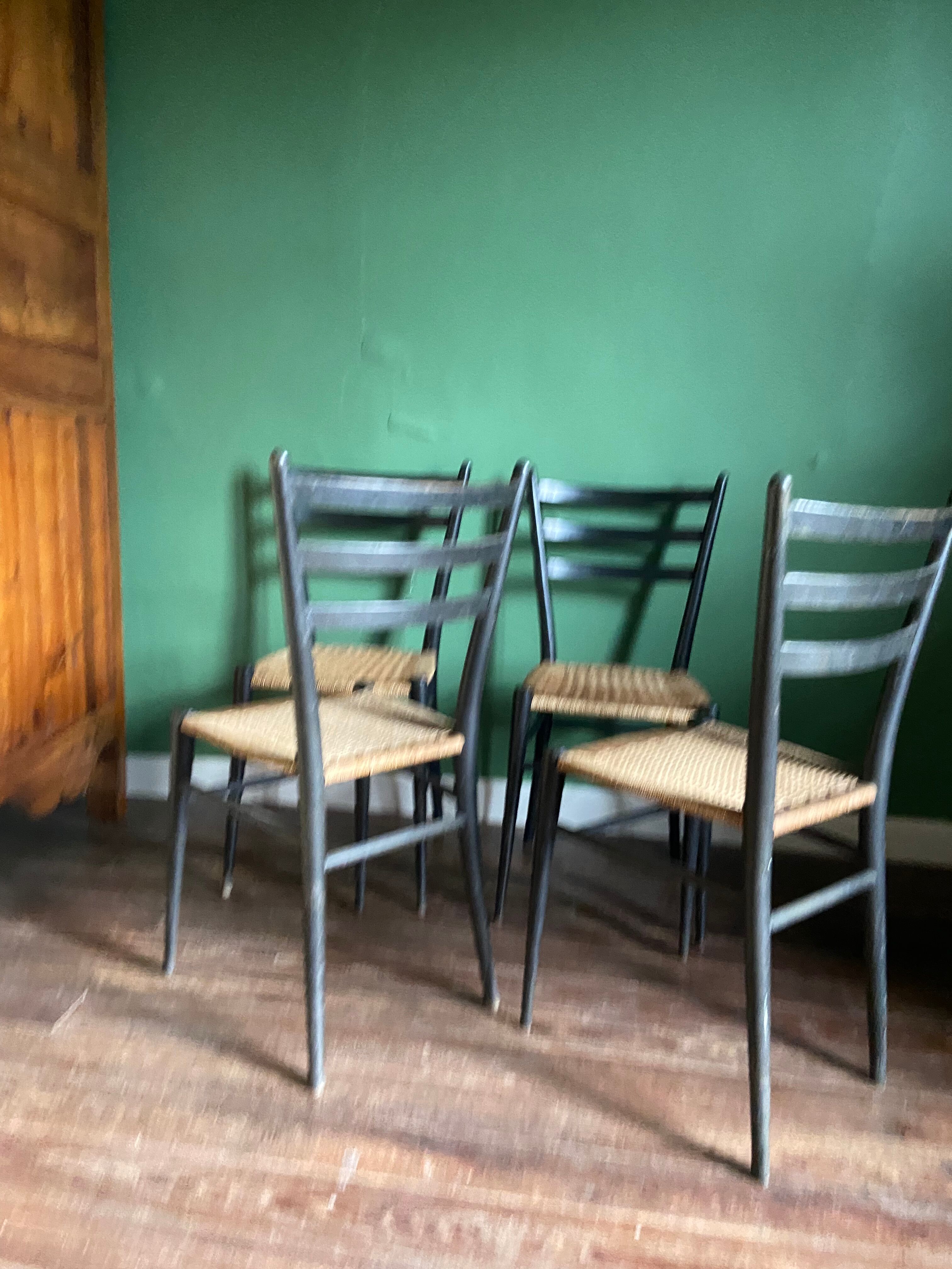 Chaises 1950 en bois et corde