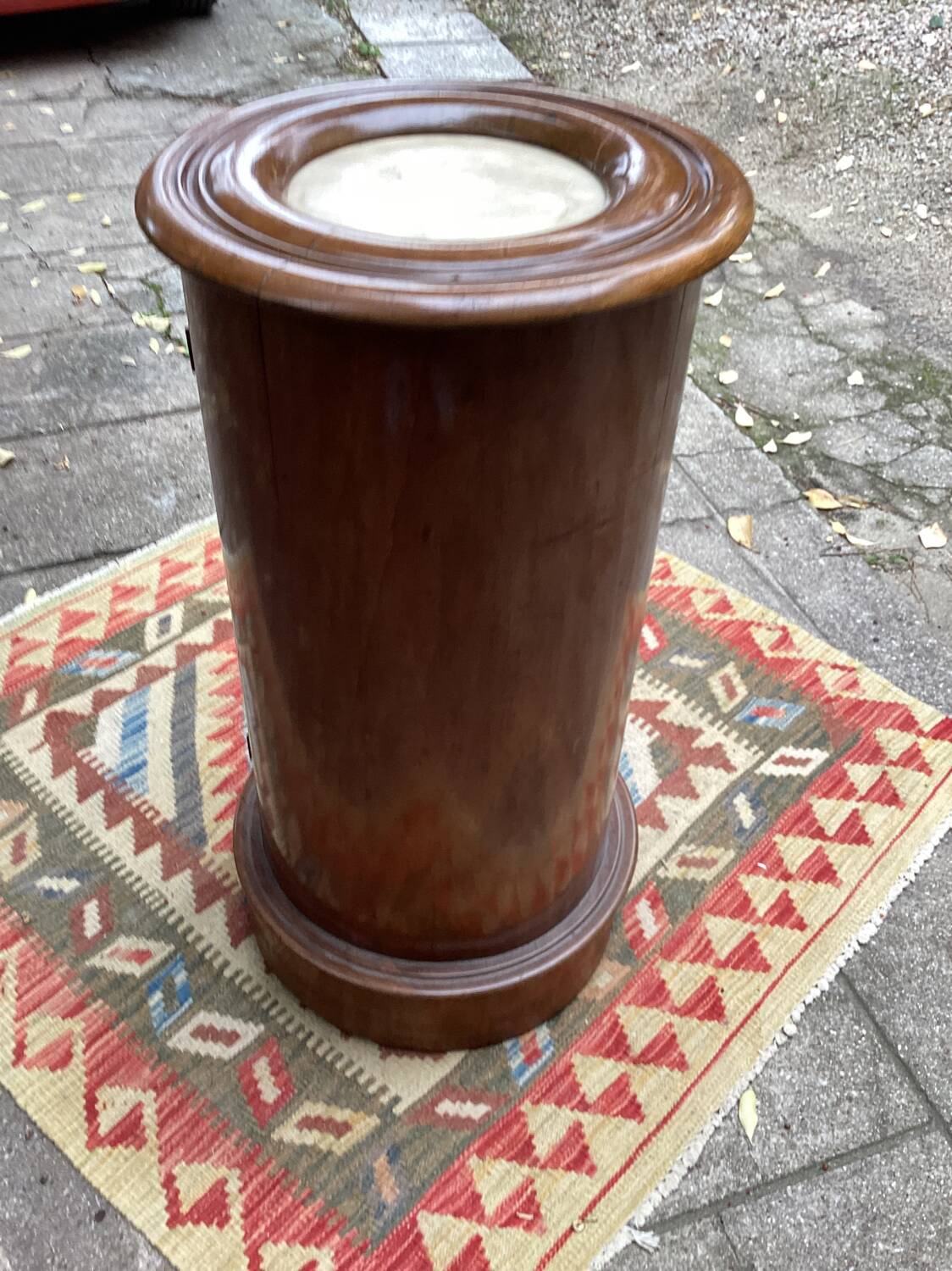 Bedside table or Somno