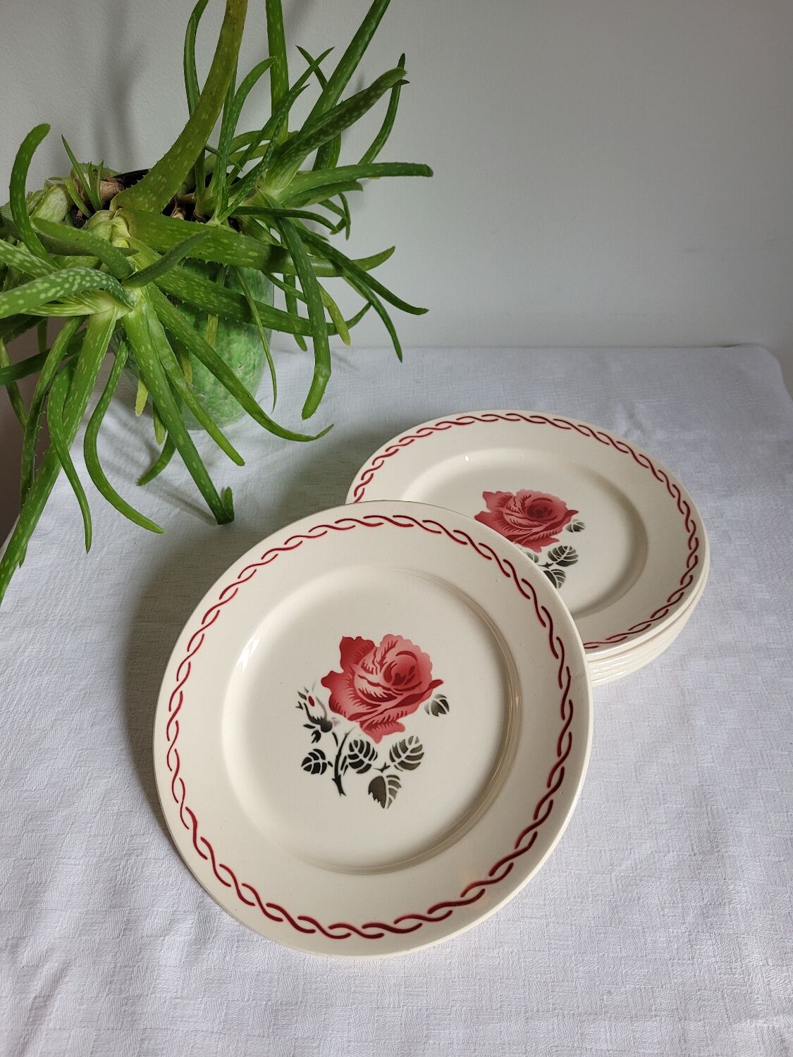 Lot n°2 de 6 assiettes à dessert Germaine de Badonviller