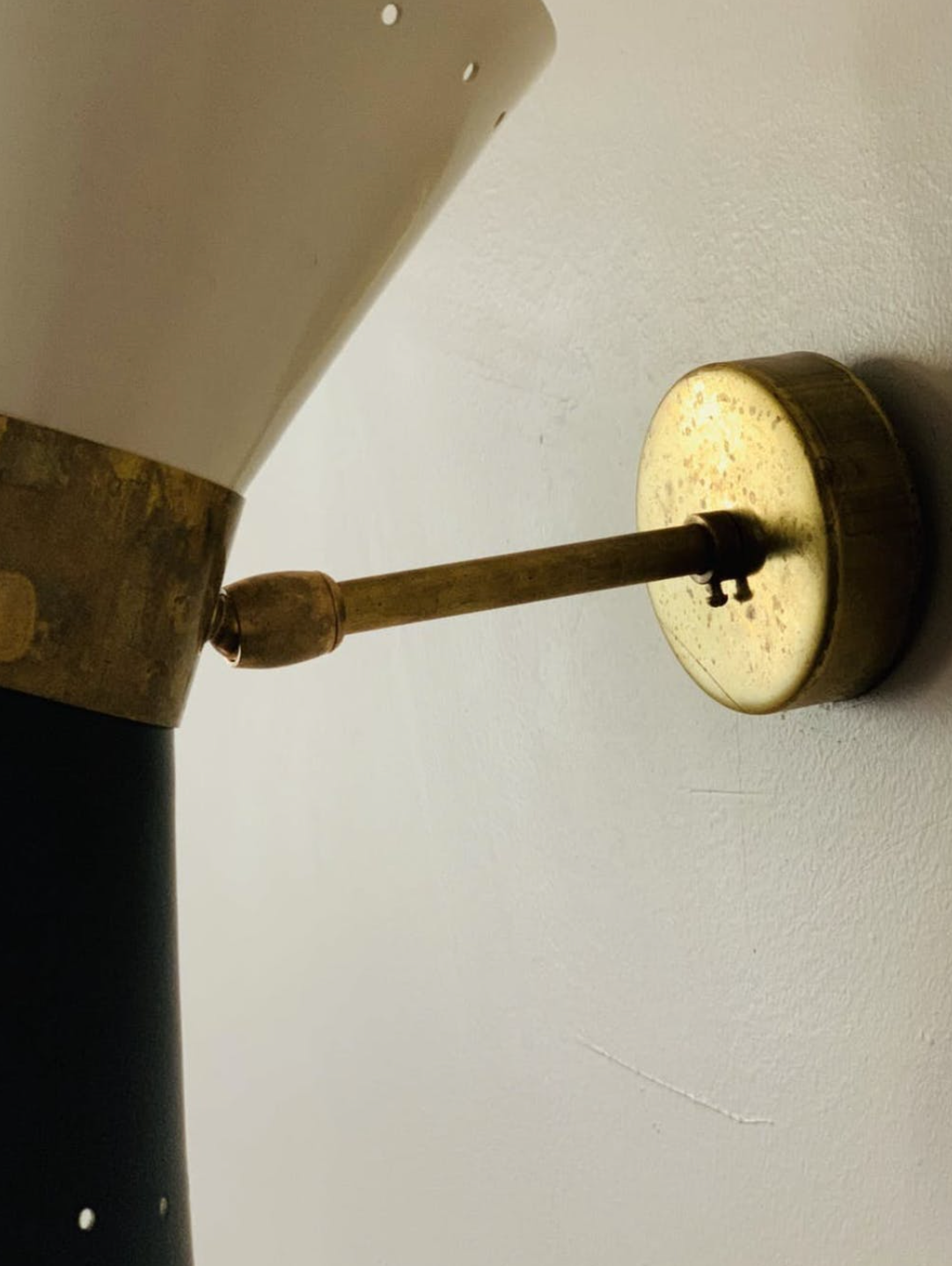 Wall sconce in the style of italian creations of the 50