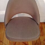 Saarinen conference chair