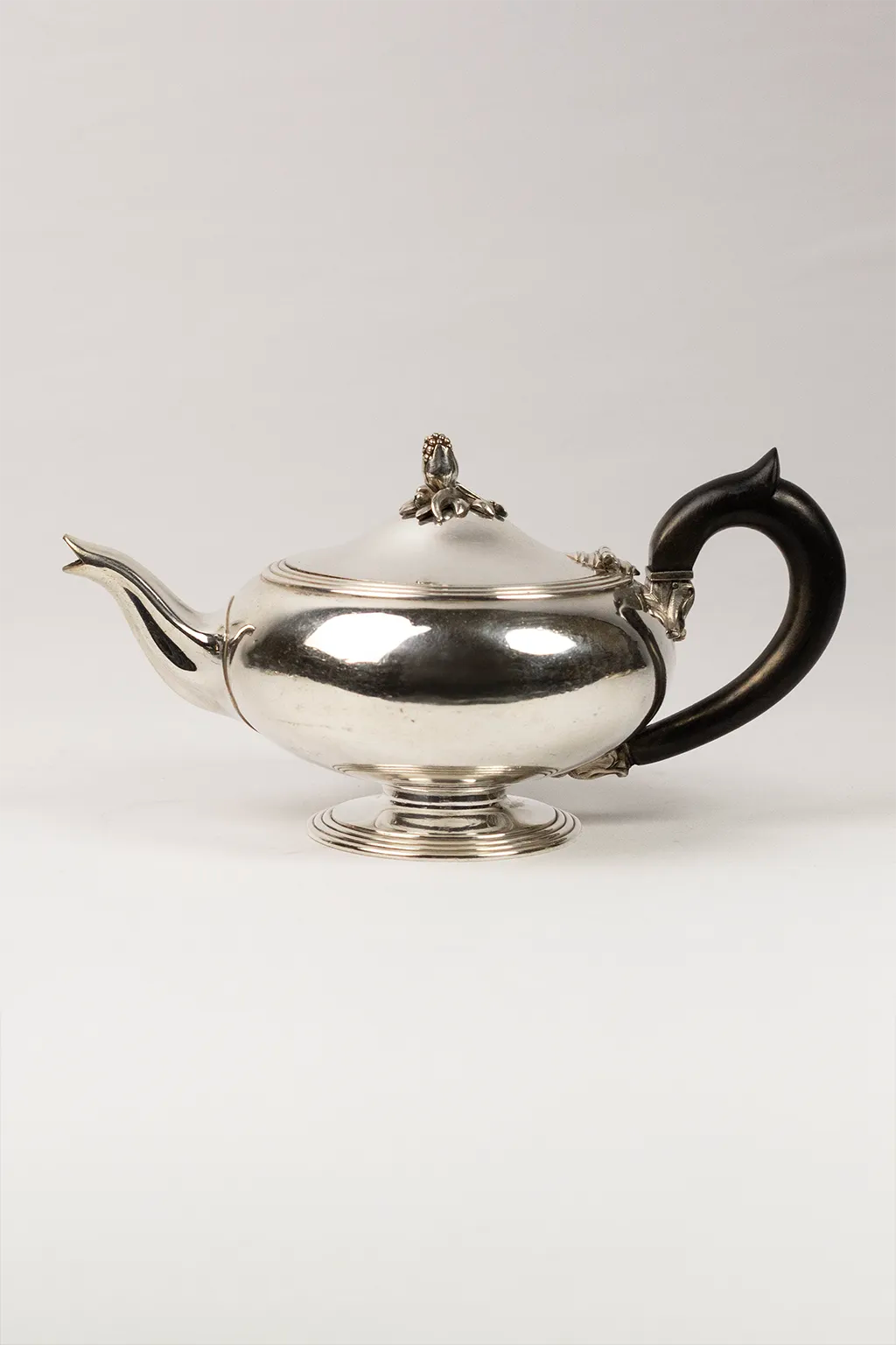 Christofle teapot in silver-plated metal & blackened wood – Triple Fine Line late 19th century