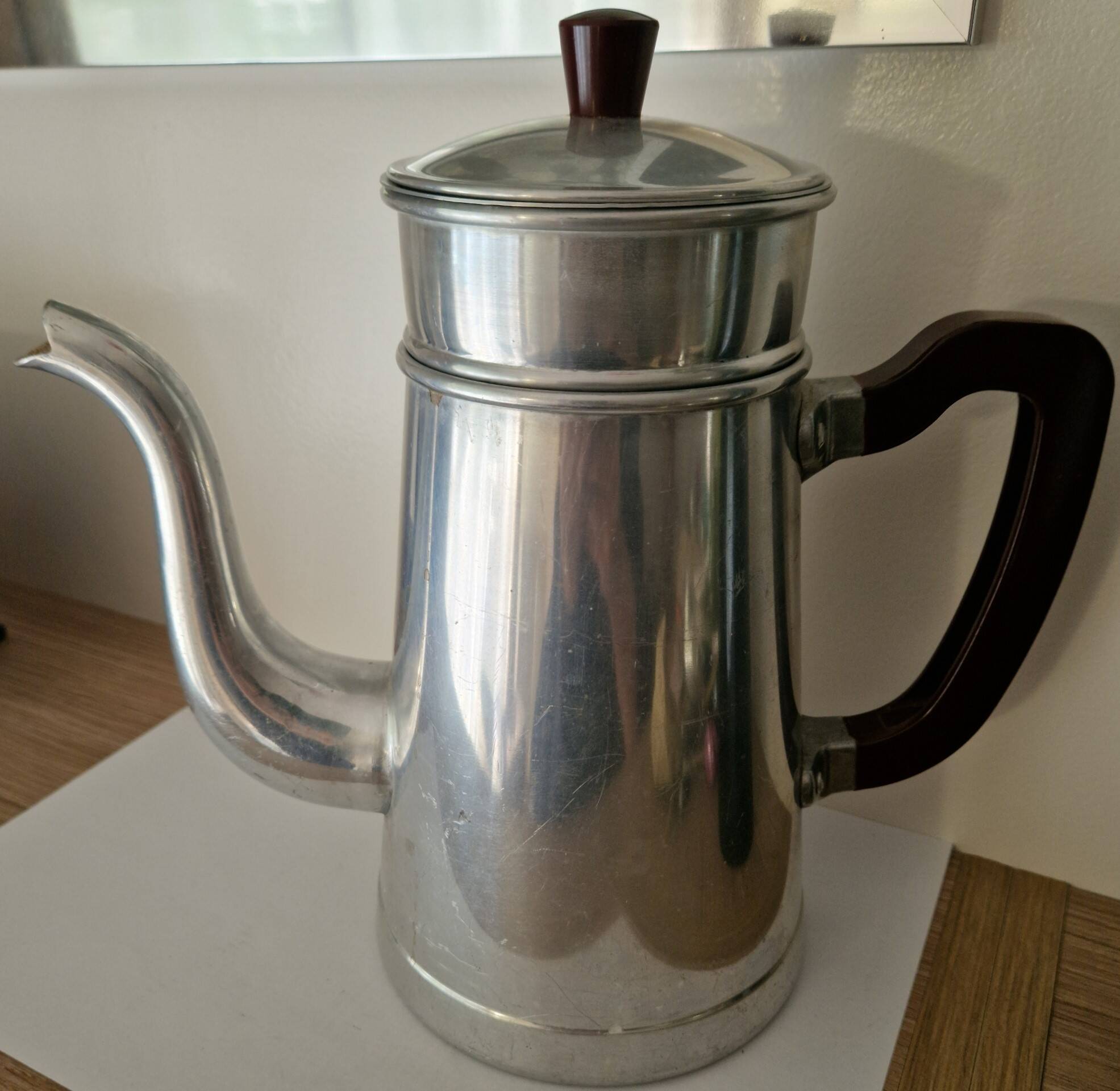 Vintage aluminium coffee pot Tournus Unis France – complete – 1950s