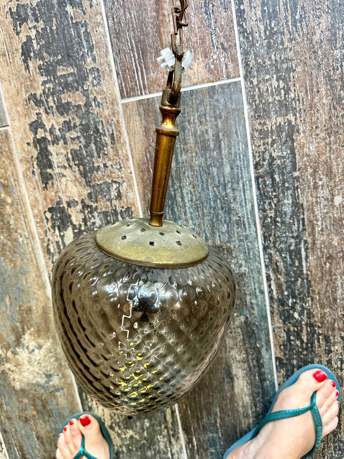 Diamond tip ball chandelier