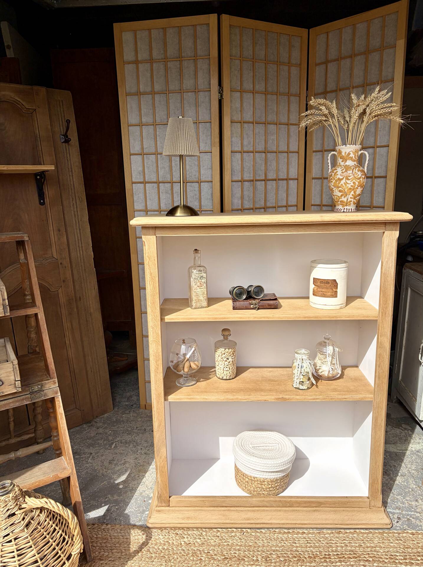 Bibus en bois et blanc